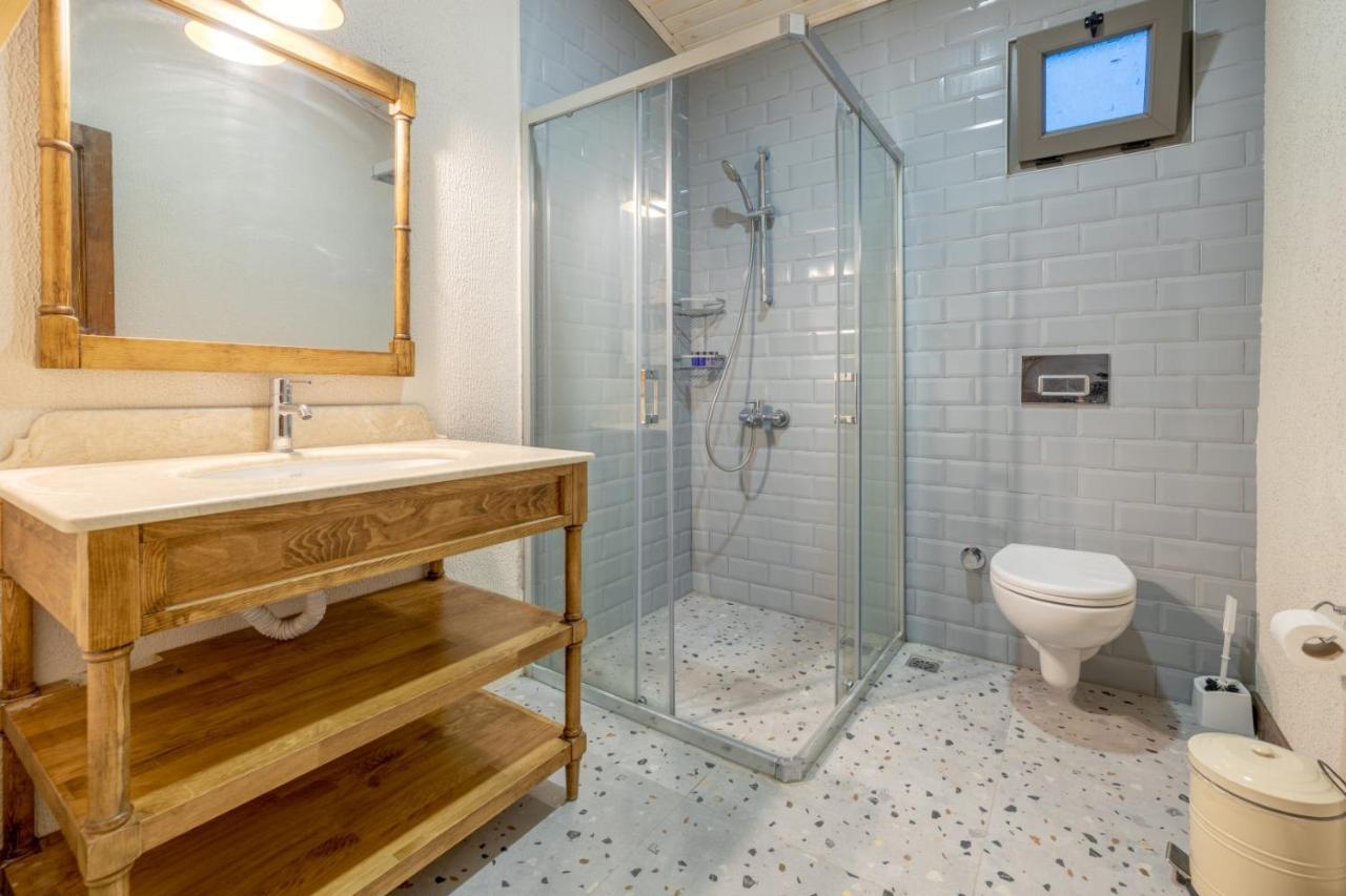 Turkuazkoey Guest House Finike Bagian luar foto