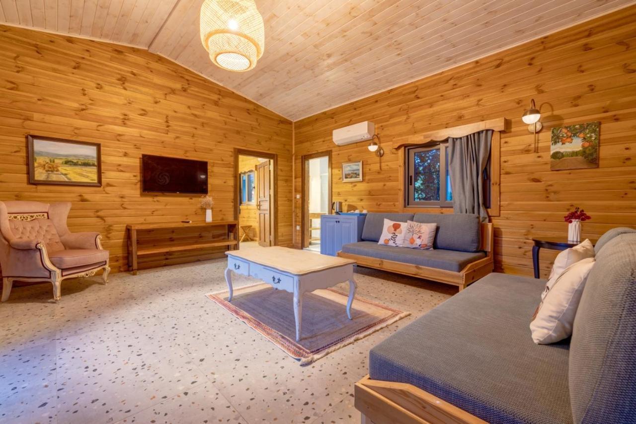 Turkuazkoey Guest House Finike Bagian luar foto